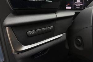 Lexus RZ bild 17