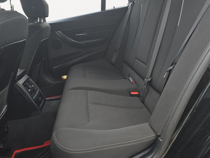 BMW 318 bild 13