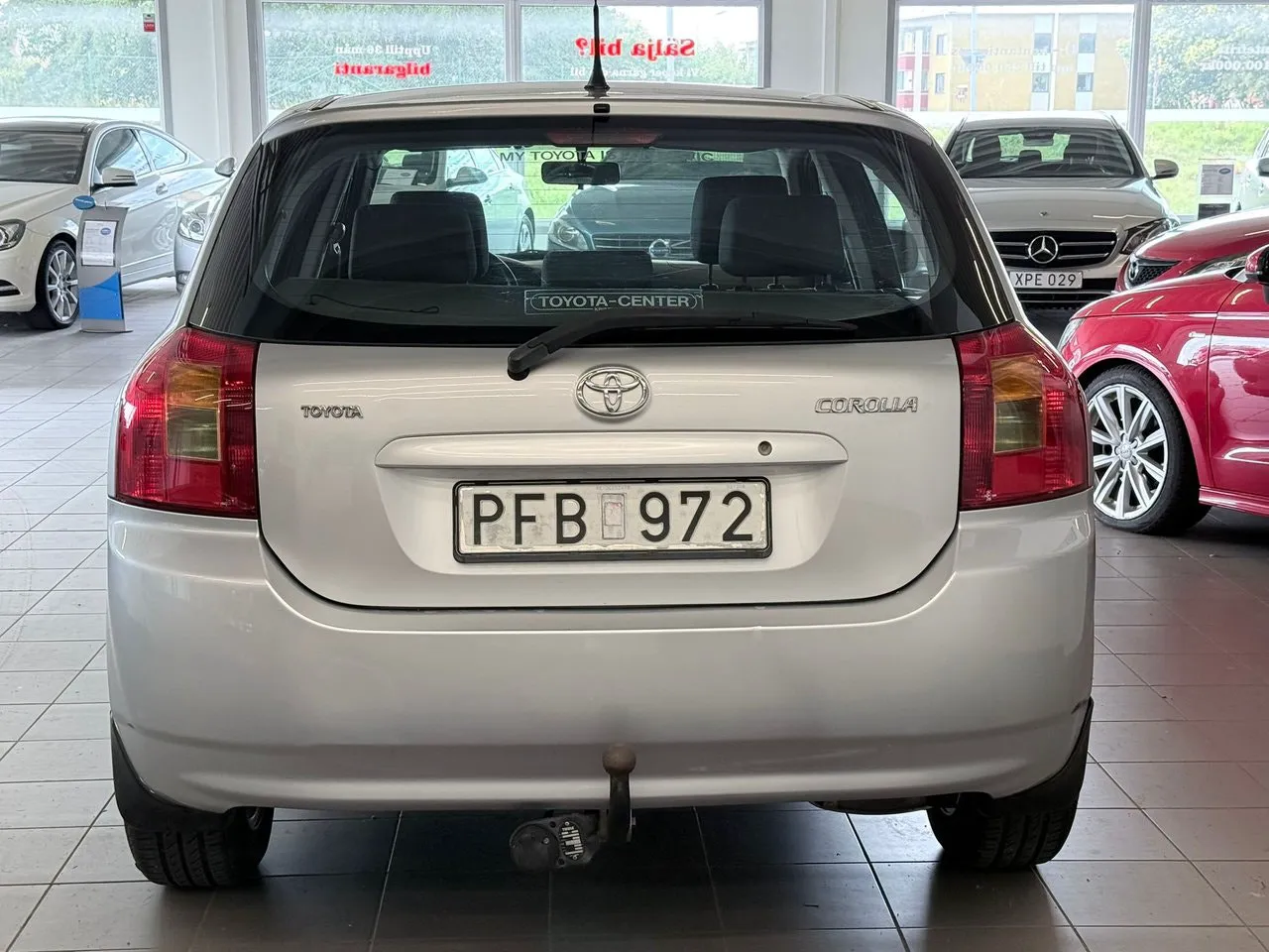 Vehicle image 14