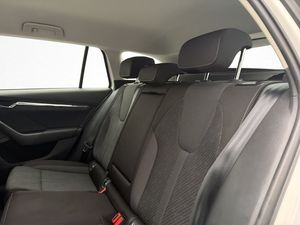 Skoda Octavia bild 24