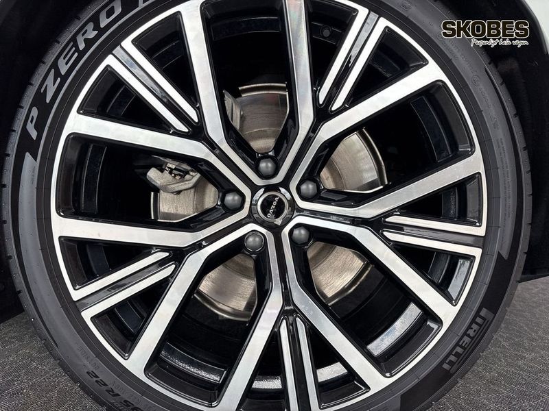 Volvo ES90 bild 17