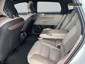 Volvo ES90 bild 9