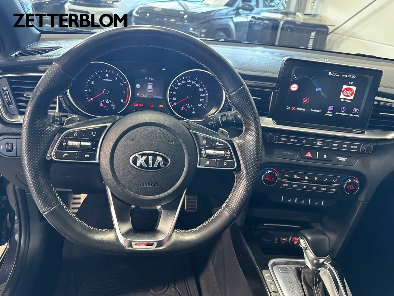 Vehicle image 11