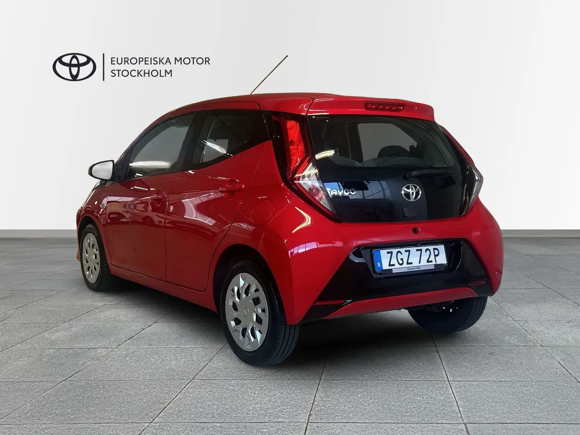 Vehicle image 1