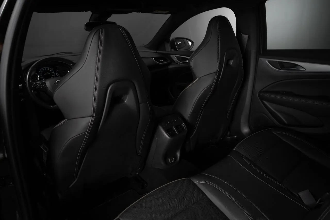 Vehicle image 18