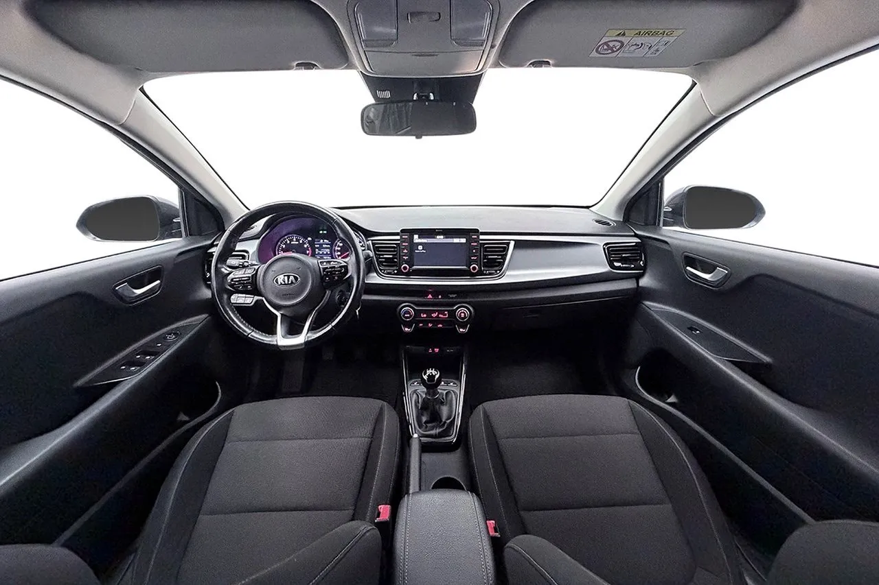 Vehicle image 15