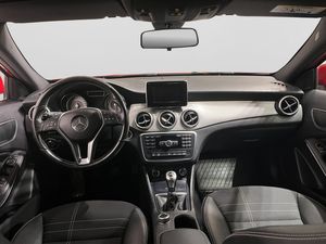 Mercedes GLA200 bild 13