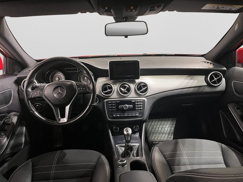 Mercedes GLA200 bild 13