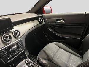 Mercedes GLA200 bild 15