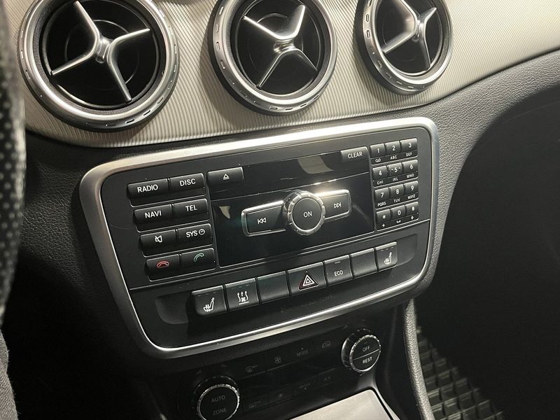 Mercedes GLA200 bild 17