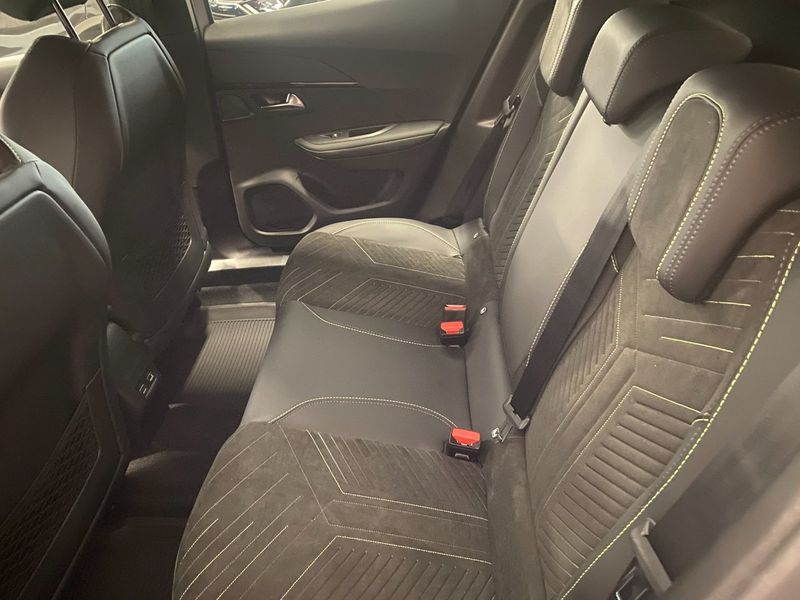 Peugeot 2008 bild 6