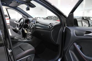 Mercedes B180 bild 13