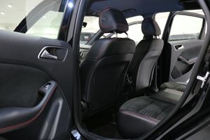 Mercedes B180 bild 16