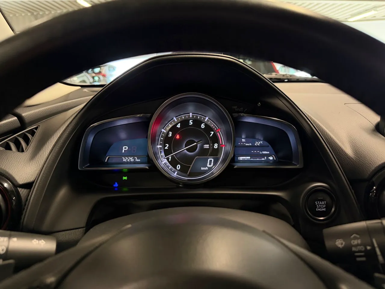 Vehicle image 20