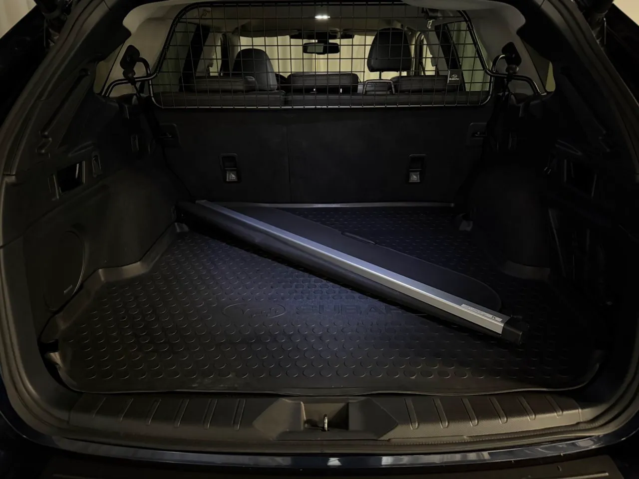 Vehicle image 18
