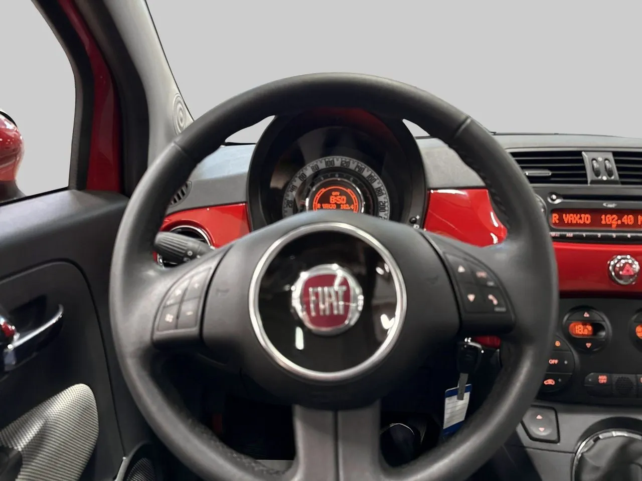 Vehicle image 13