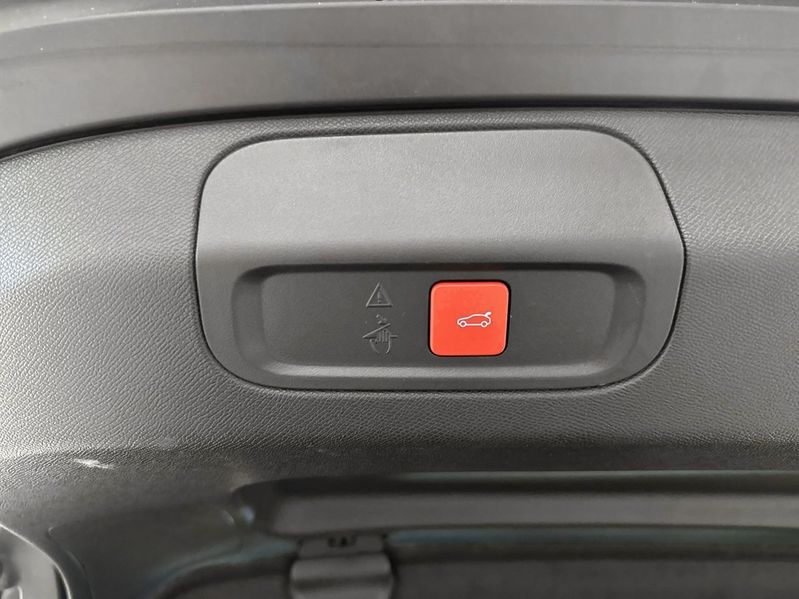 Peugeot 408 bild 16