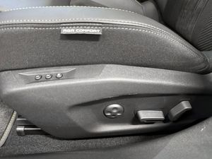 Peugeot 408 bild 20