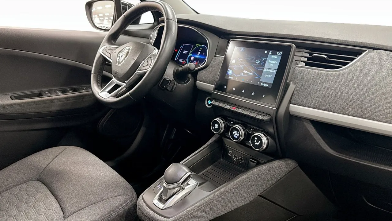Vehicle image 14