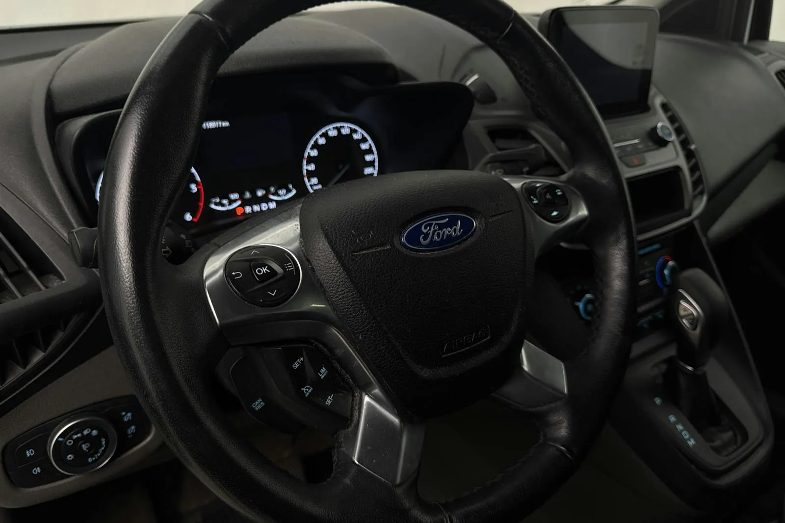 Vehicle image 14