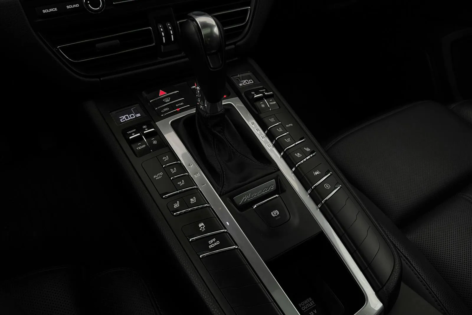 Vehicle image 20