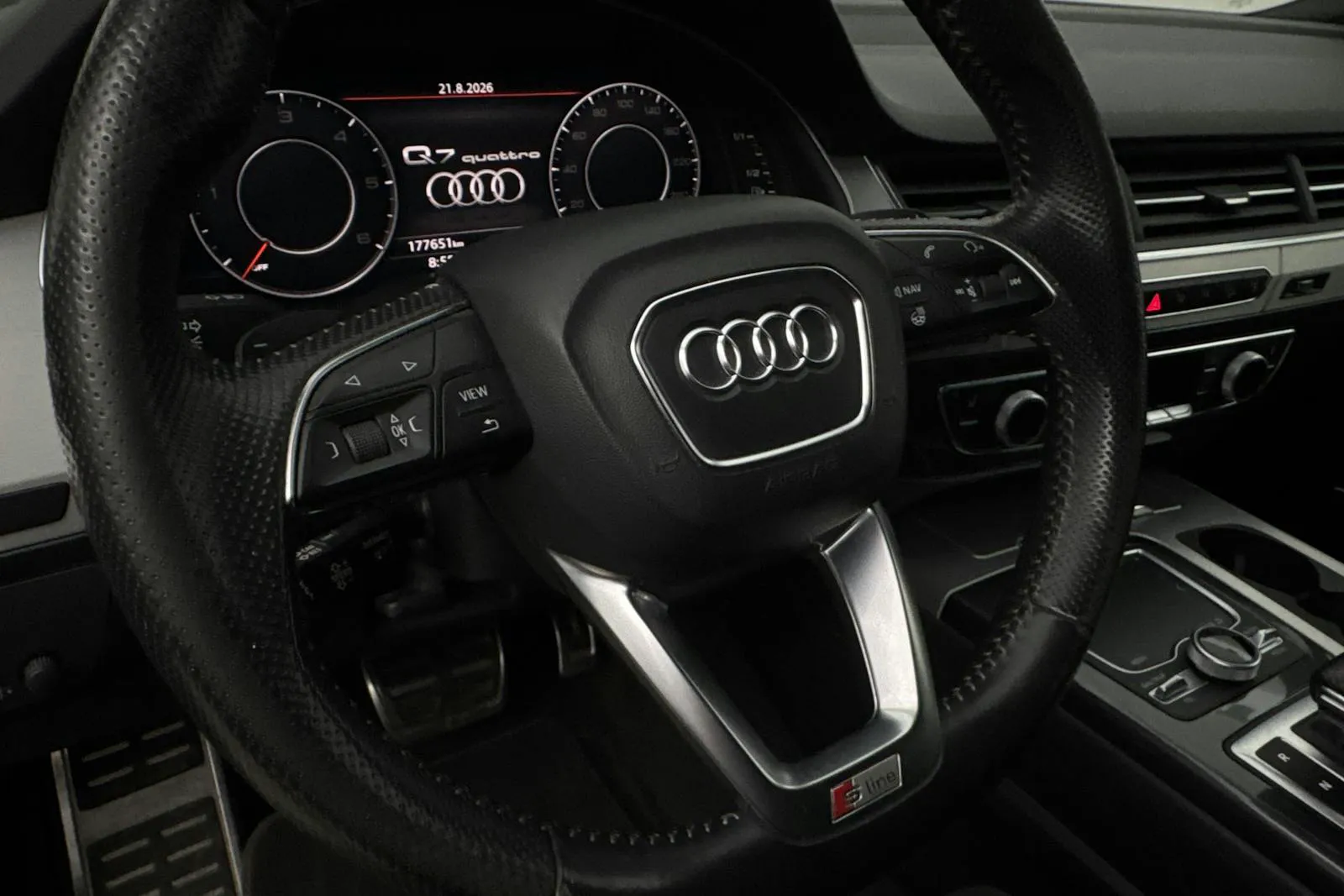 Vehicle image 20