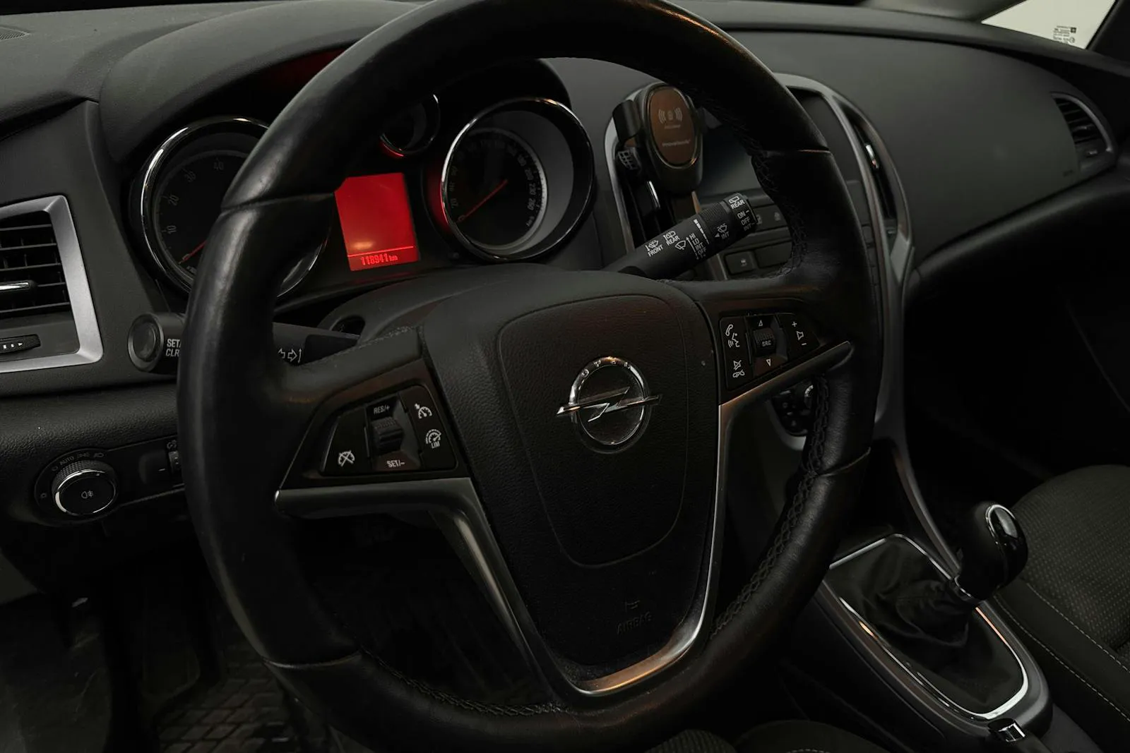 Vehicle image 12