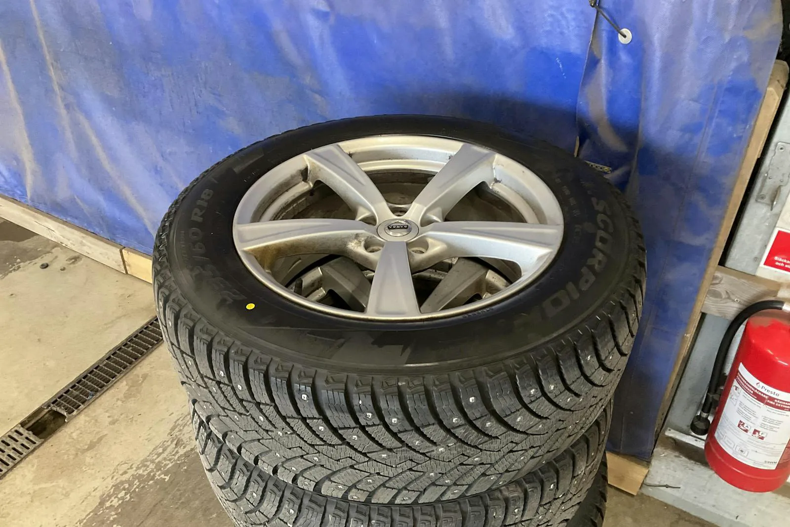 Vehicle image 21