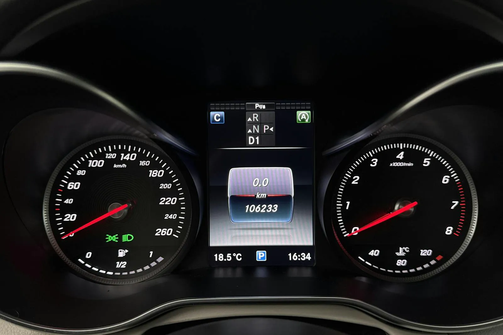 Vehicle image 9