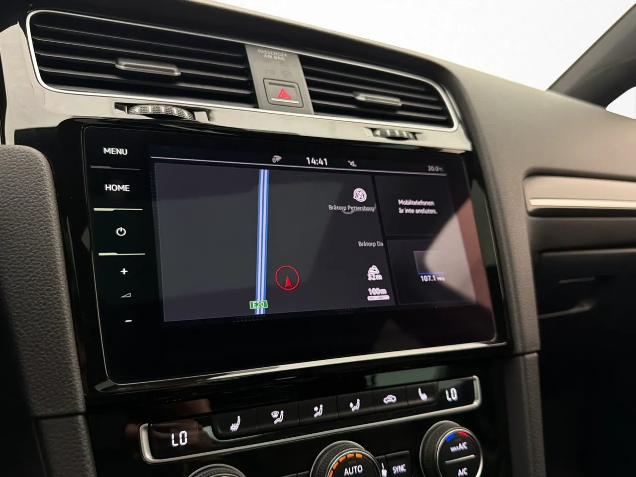 Vehicle image 20