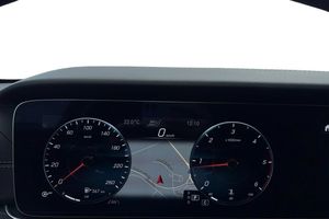 Mercedes E220 bild 11