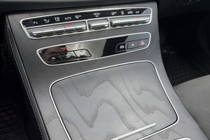 Mercedes E220 bild 22