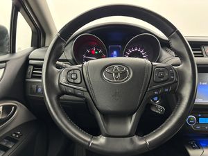 Toyota Avensis bild 13