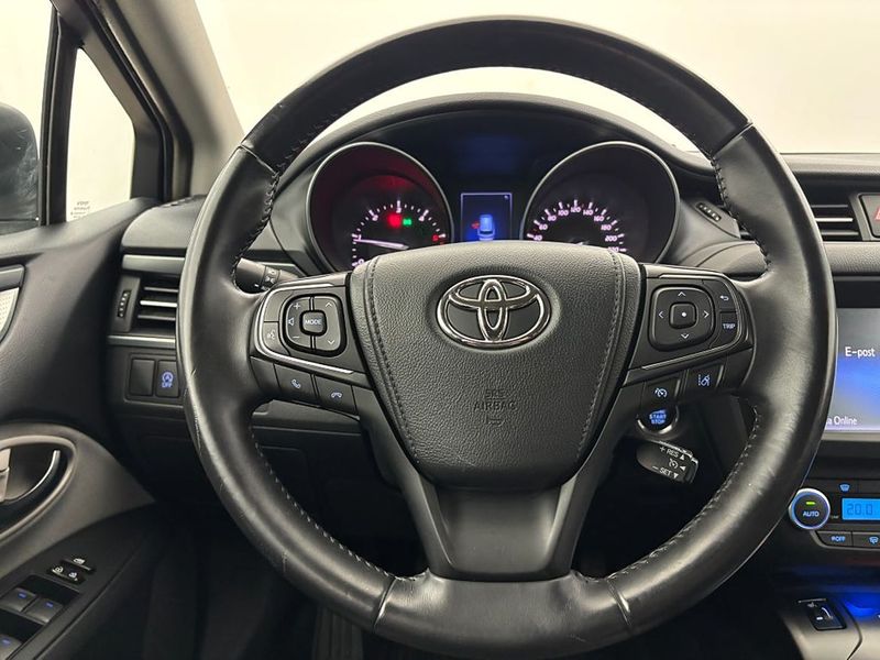 Toyota Avensis bild 13