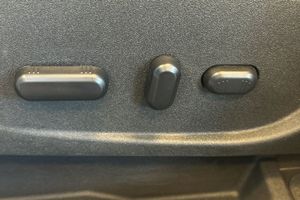 Ford Kuga bild 27