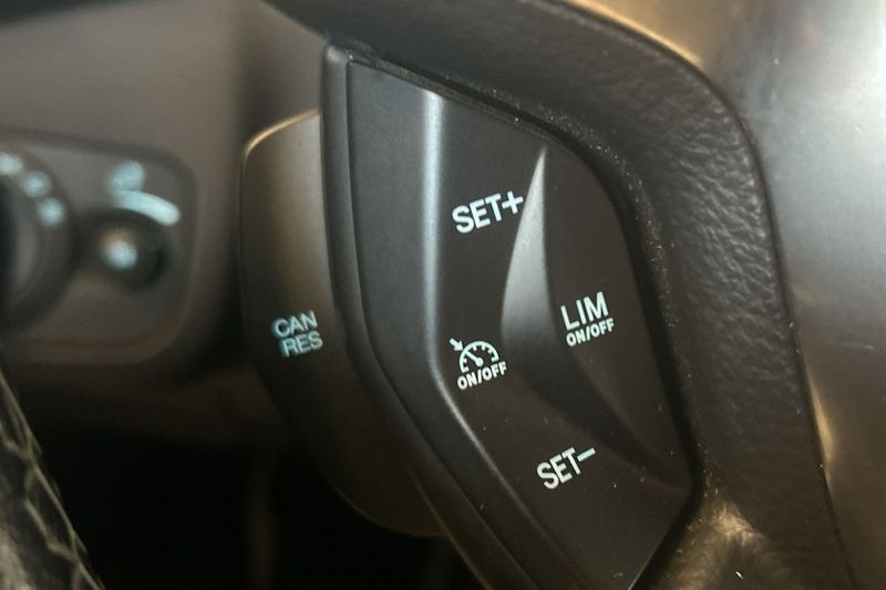 Ford Kuga bild 20