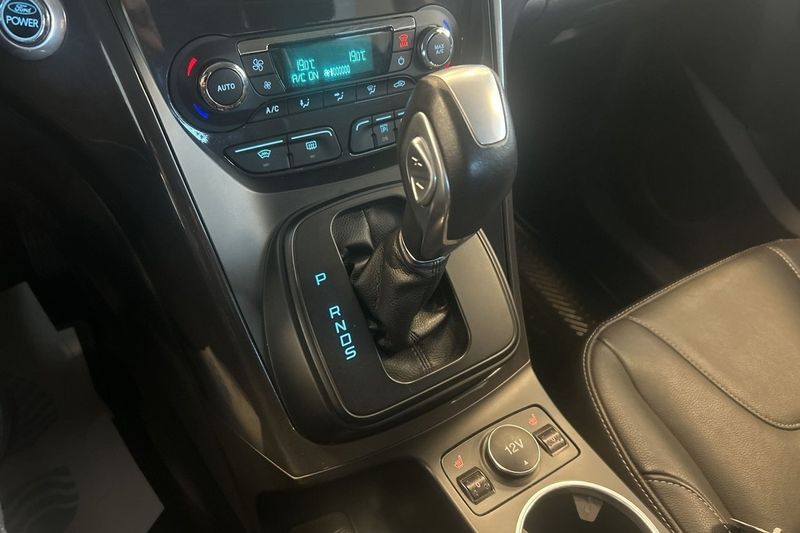 Ford Kuga bild 16