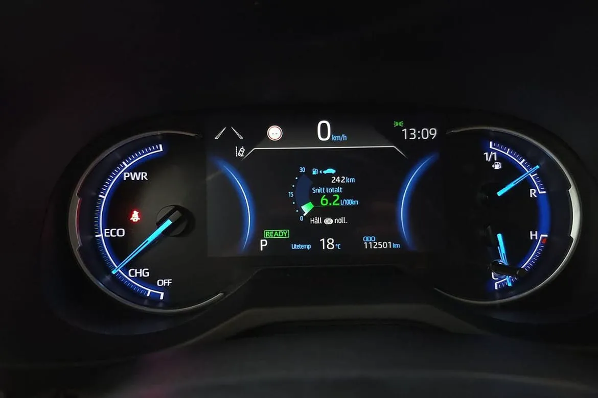 Vehicle image 15