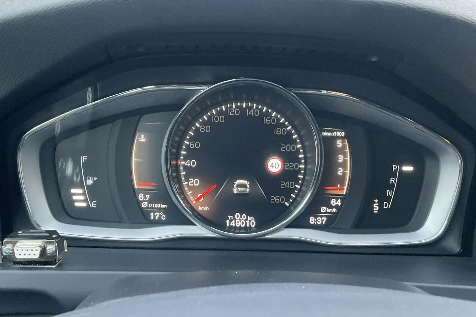 Vehicle image 9