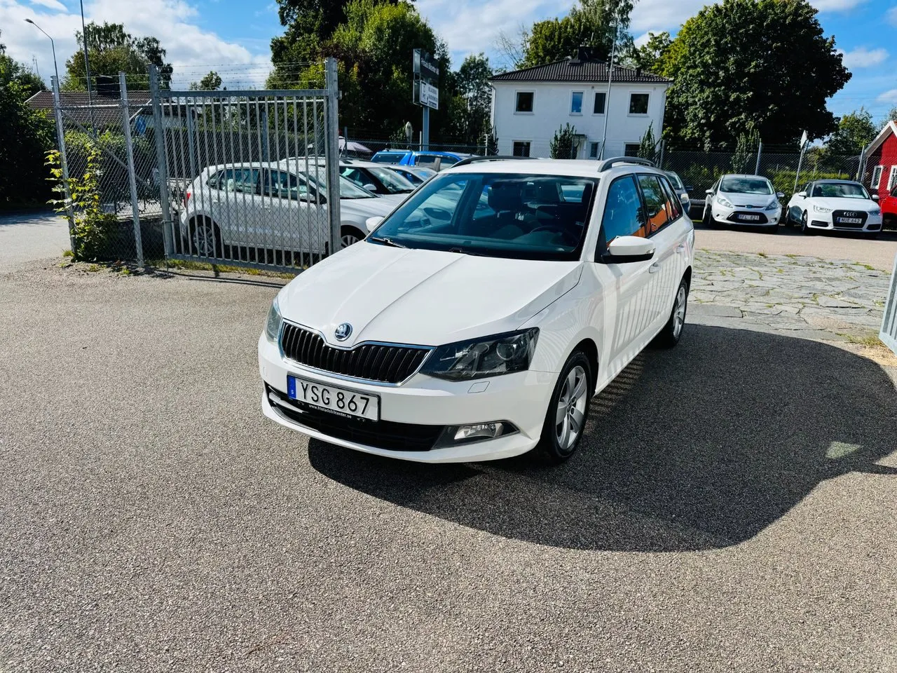 Vehicle image 1