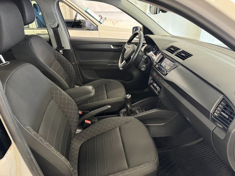 Skoda Fabia bild 17