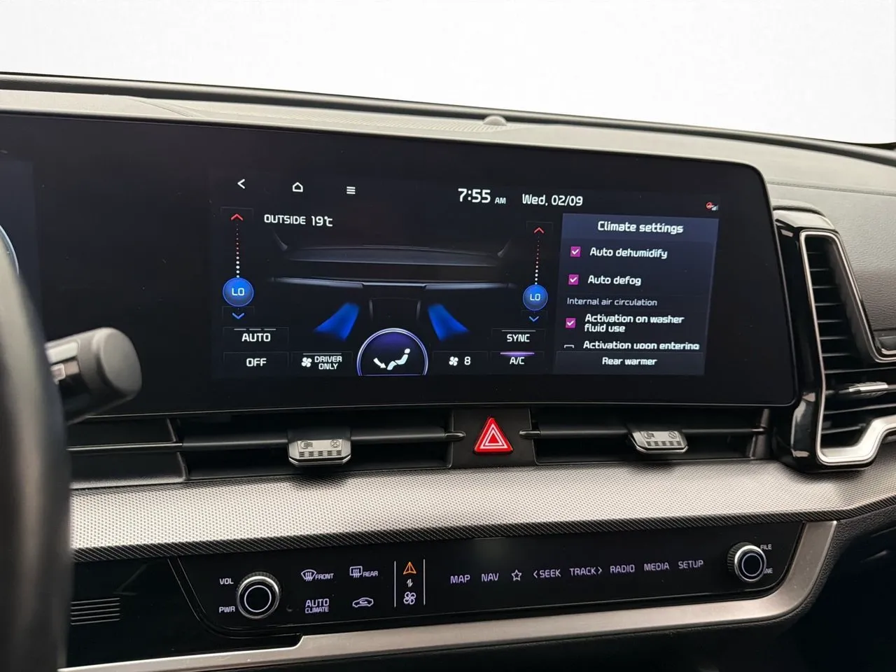 Vehicle image 21