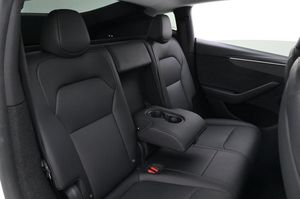 Tesla Model Y bild 20
