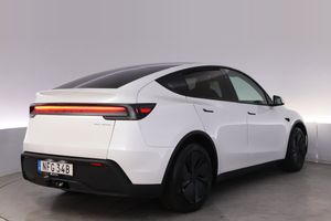Tesla Model Y bild 5
