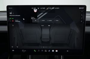 Tesla Model Y bild 17