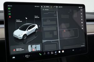 Tesla Model Y bild 16