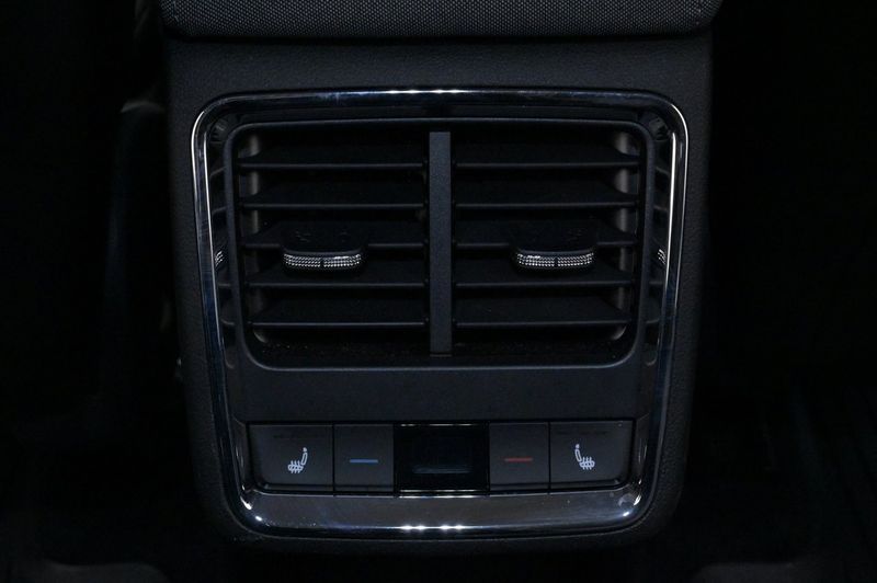 Skoda Enyaq bild 21
