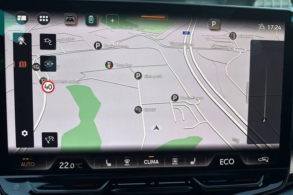 Vehicle image 25