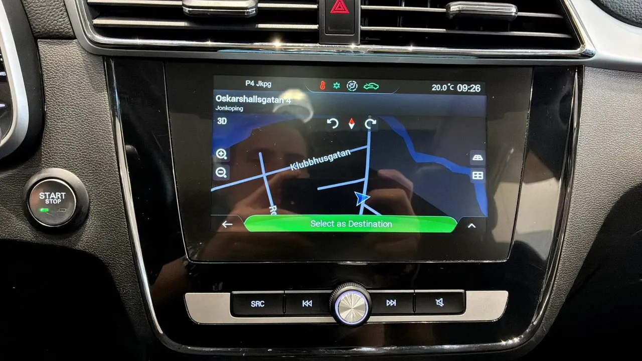 Vehicle image 14