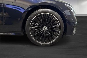 Mercedes E300 bild 12